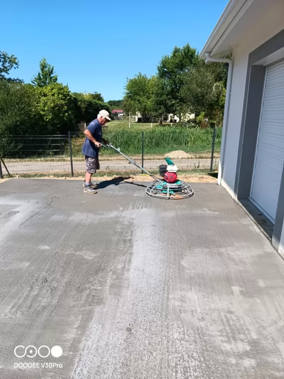 Dalle Béton à peyrehorade , Peyrehorade, ANG TP SAS
